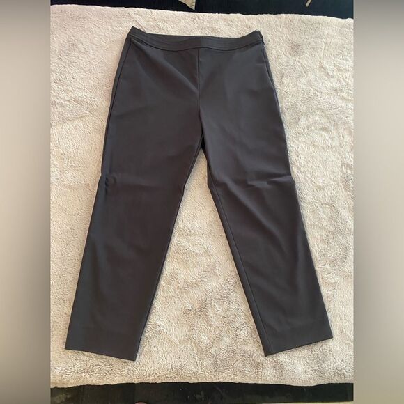 St.John cropped pants, size 8 - Picture 1 of 6